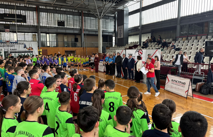 Русе посрещна „Малки великани“ със спортни емоции и ново признание